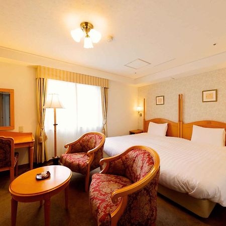 Kanazawa Hakuchoro Hotel Sanraku Bagian luar foto